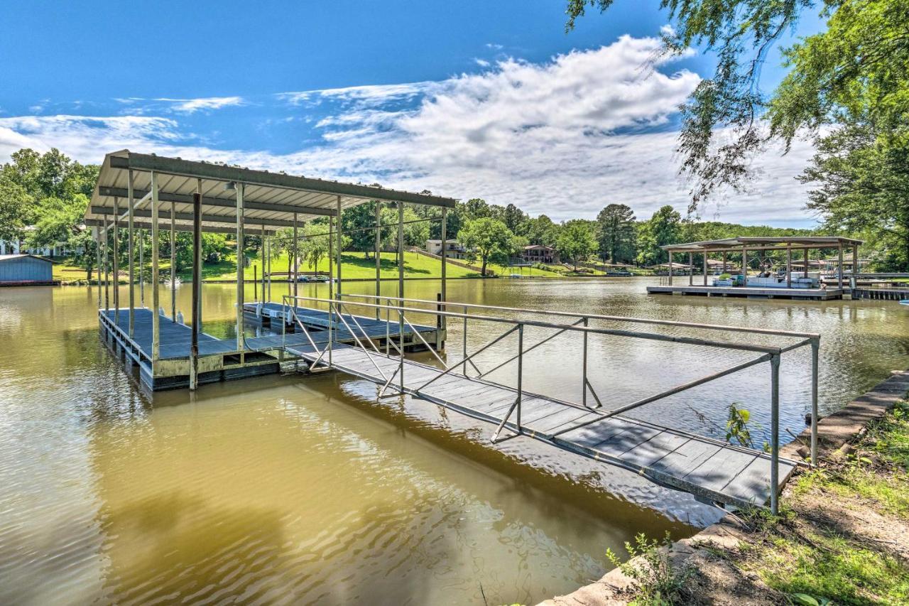 Lakefront Hot Springs Home With Updated Deck And Dock! Eksteriør bilde