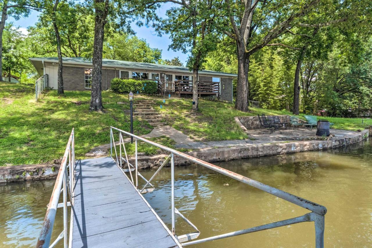 Lakefront Hot Springs Home With Updated Deck And Dock! Eksteriør bilde